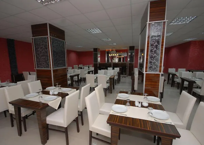 Hotell Yucel Grand Sakarya 3*