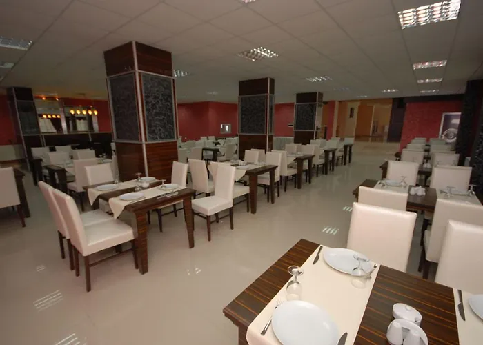 Hotell Yucel Grand Sakarya 3*